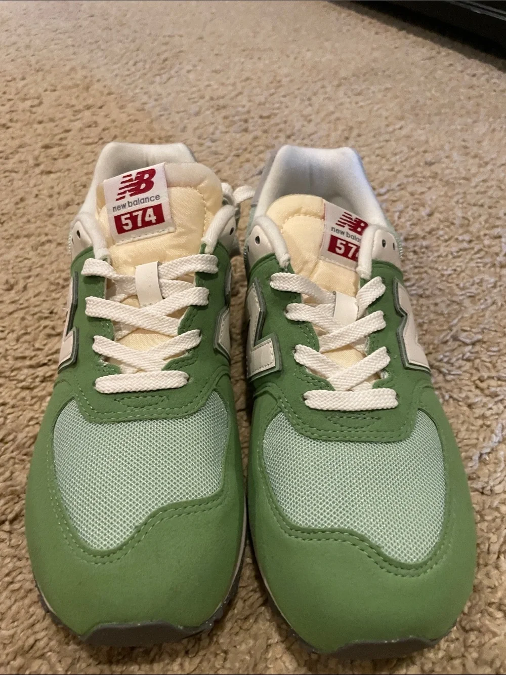 New Balance Kids Green and Cream 574 Sneaker- new!  Size 4 1/2